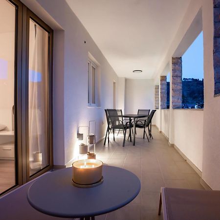 Grguric Apartments Palit Екстериор снимка