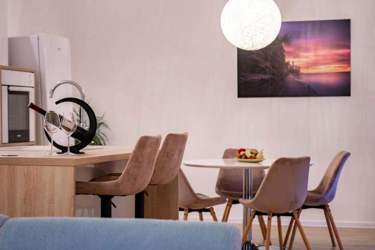 Grguric Apartments Palit Екстериор снимка
