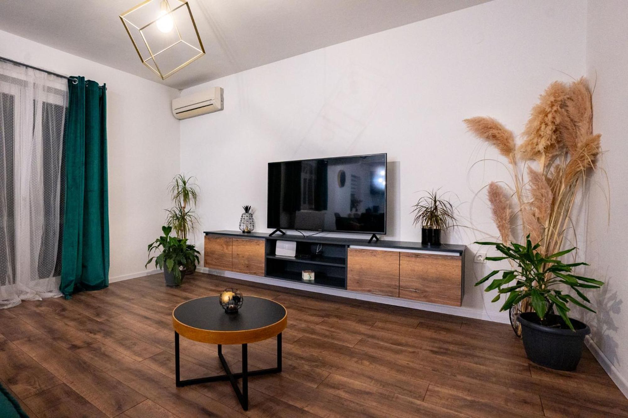 Grguric Apartments Palit Екстериор снимка